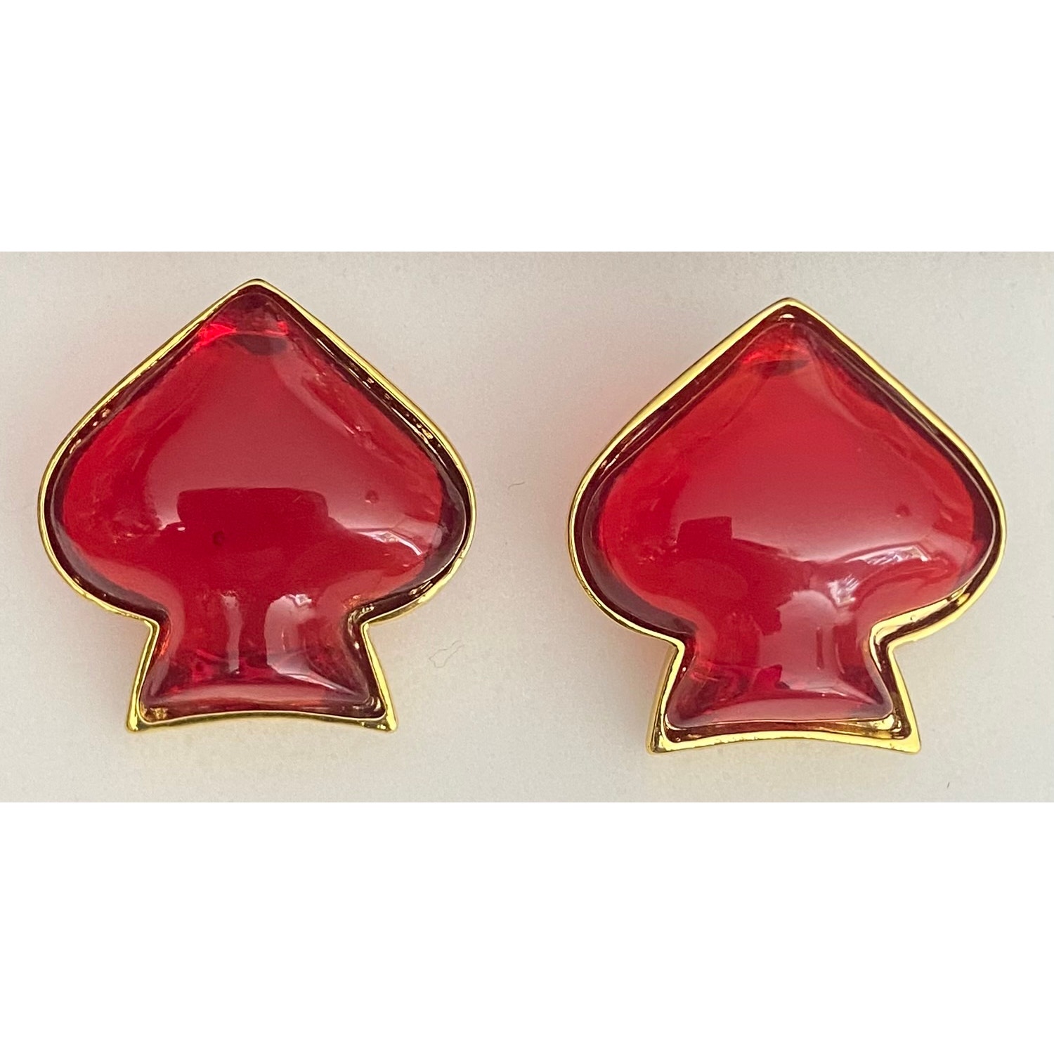 Art Arthur Pepper Red Spade Gold-Tone Metal Post Pierced Earrings Rare